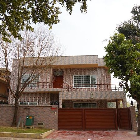 Sigma Lounge Bed & Breakfast Islamabad Exterior photo