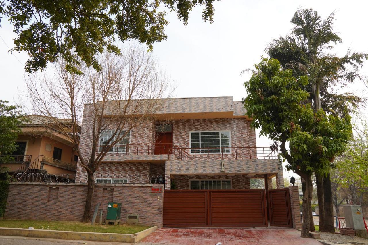 Sigma Lounge Bed & Breakfast Islamabad Exterior photo